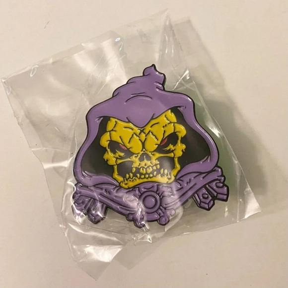 Lot of  3 Enamel Metal Pin Double Rubber Backing Bobs Burger Skeletor Metroid - Picture 6 of 7